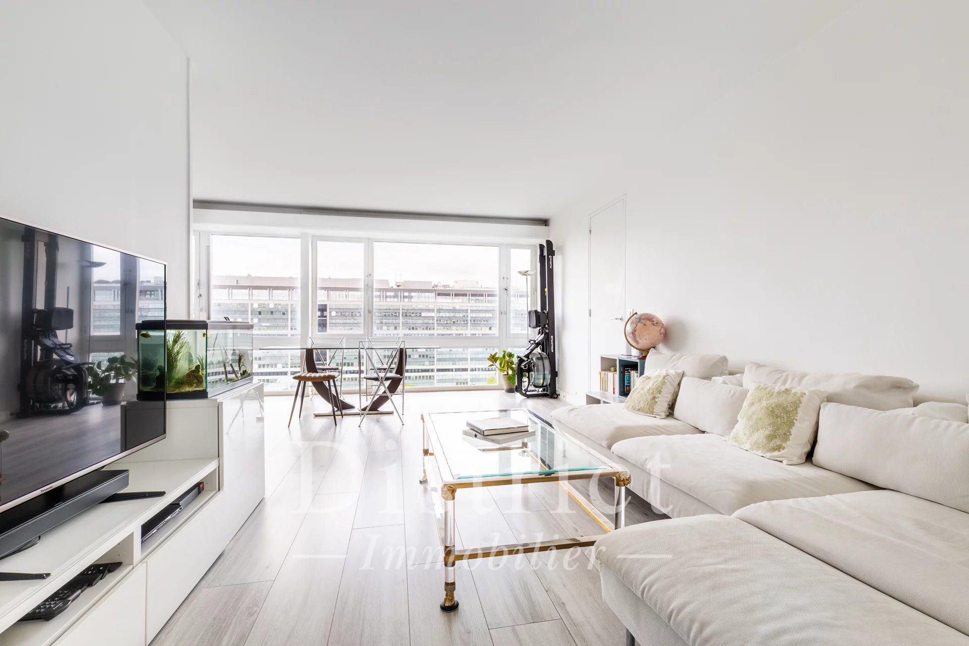Appartement 4 pièces 84 m² · à Paris · 84 m² · 860 000 €